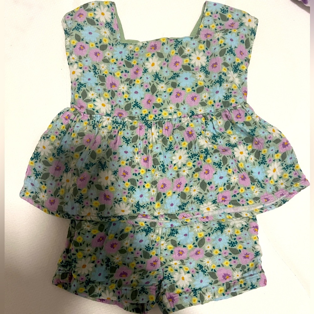 Cat & Jack set. Girls size 4t. Excellent condition